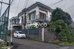 Dijual Rumah Premium dengan Fasilitas Sekitar Lengkap di Lengkong, Bandung Dijual Rumah Premium dengan Fasilitas Sekitar Lengkap di Lengkong, Bandung