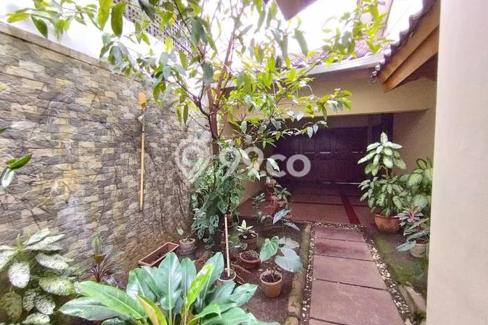 Rumah Modern 3 Kamar LT 325m2 di Pasteur Rumah Modern 3 Kamar LT 325m2 di Pasteur