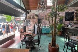 Komersial Bagus LT 175m2 LB 175m2 Dijual di Kuta Badung Komersial Bagus LT 175m2 LB 175m2 Dijual di Kuta Badung