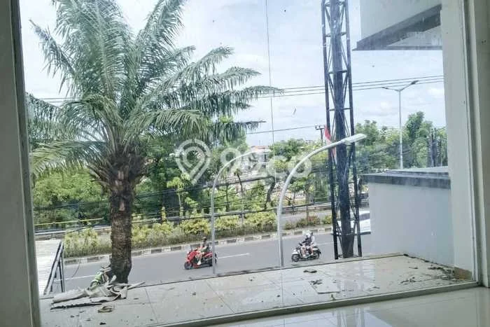 Ruko Disewa di Badung dengan LB 100m2 Area Komersial Ramai Ruko Disewa di Badung dengan LB 100m2 Area Komersial Ramai