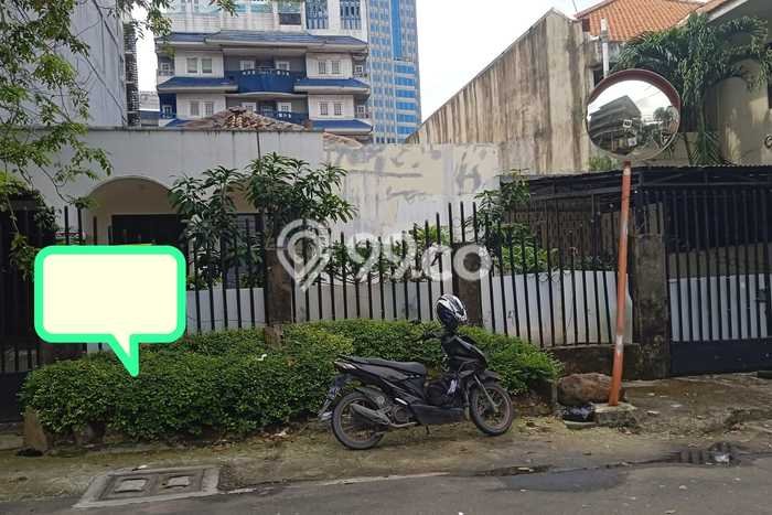 For Sale! Luxury House LT 700m2 Desain Elegan di Kebon Sirih For Sale! Luxury House LT 700m2 Desain Elegan di Kebon Sirih