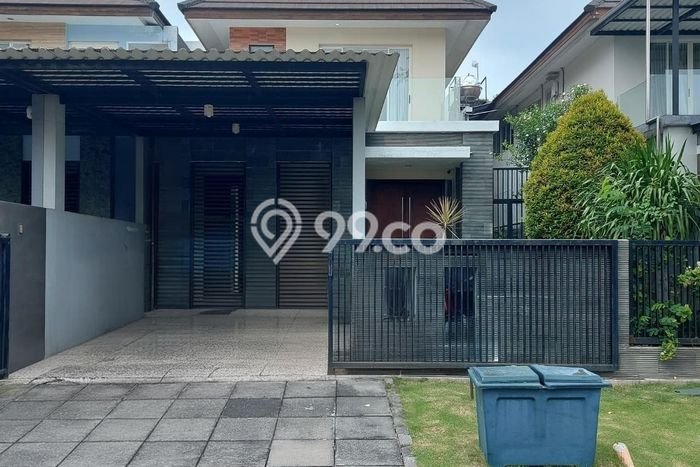 Dijual Rumah Luas Megah Dengan View Eksklusif di Graha, Surabaya Dijual Rumah Luas Megah Dengan View Eksklusif di Graha, Surabaya