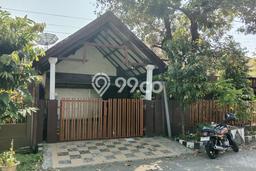 Siap Huni Hunian Elit 4 Kamar di Tenggilis Mejoyo Dekat ke Mana Saja Siap Huni Hunian Elit 4 Kamar di Tenggilis Mejoyo Dekat ke Mana Saja