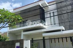 Ready to Use! Premium House LT 390m2 Desain Modern di Jemursari Ready to Use! Premium House LT 390m2 Desain Modern di Jemursari