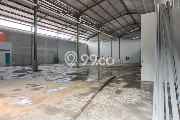 Gudang Disewakan di Area Ramai Periuk, Tangerang Gudang Disewakan di Area Ramai Periuk, Tangerang