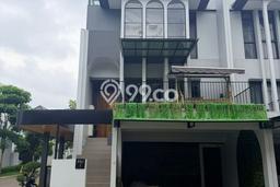 Disewakan Hunian Konsep Modern di BSD Tangerang Selatan dengan 5 Kamar Disewakan Hunian Konsep Modern di BSD Tangerang Selatan dengan 5 Kamar