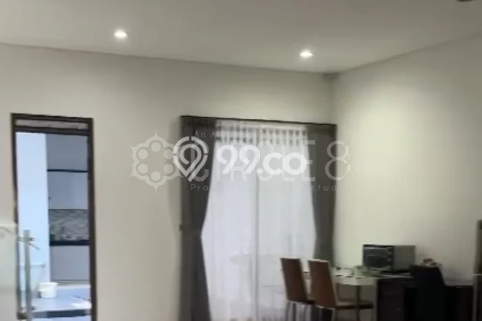Komersial For Rent Kawasan , Luas 250m2m², Area Strategis, Lokasi Mudah Komersial For Rent Kawasan , Luas 250m2m², Area Strategis, Lokasi Mudah