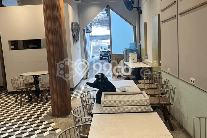 Komersial For Rent Kawasan , Luas 250m2m², Area Potensial Komersial For Rent Kawasan , Luas 250m2m², Area Potensial