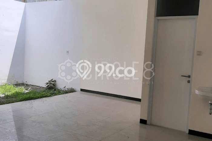 For Sale Hunian Rumah Nyaman 2 KT di Taman Holis Indah, Bandung For Sale Hunian Rumah Nyaman 2 KT di Taman Holis Indah, Bandung