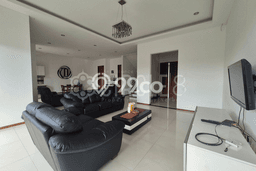 Jual Rumah Luas Elegan Dengan View Cantik di Setra Duta, Bandung Jual Rumah Luas Elegan Dengan View Cantik di Setra Duta, Bandung