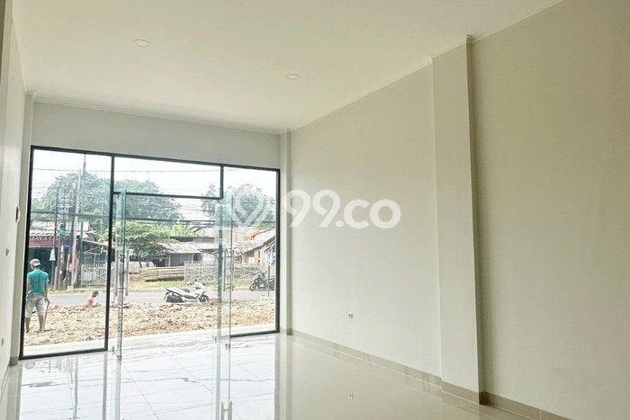 Ruko Bagus LT 97m2 LB 150m2 Dijual di Makasar Jakarta Timur Ruko Bagus LT 97m2 LB 150m2 Dijual di Makasar Jakarta Timur