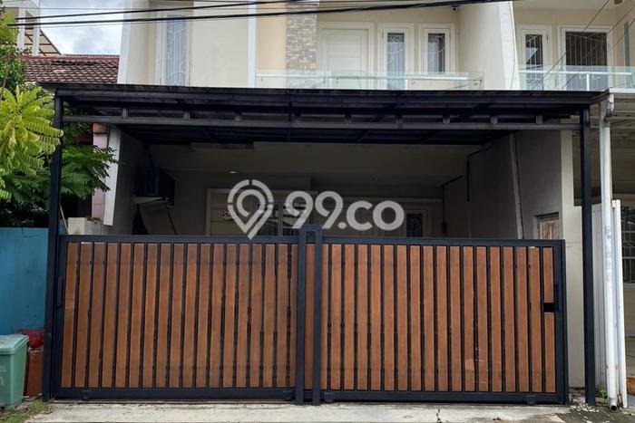 Disewakan! Rumah 3 Kamar Tidur &
3 Kamar Mandi di Pondok Kelapa, Jakarta Timur Disewakan! Rumah 3 Kamar Tidur &
3 Kamar Mandi di Pondok Kelapa, Jakarta Timur