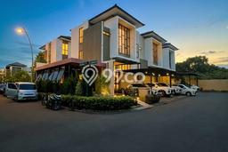 Hot Offer Hunian Premium Ideal dan Luas di Cakung, Jakarta Timur Hot Offer Hunian Premium Ideal dan Luas di Cakung, Jakarta Timur