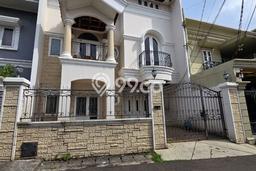 Jual Rumah Mewah Megah Dengan View Eksklusif di Cipinang, Jakarta Timur Jual Rumah Mewah Megah Dengan View Eksklusif di Cipinang, Jakarta Timur