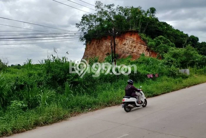 Lahan Strategis di Samarinda Seberang Dijual dengan Luas 7995m2 Lahan Strategis di Samarinda Seberang Dijual dengan Luas 7995m2