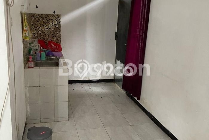 Rumah Kontrakan Balikpapan LT 150m2 LB 70m2 Kawasan Gn. Samarinda Rumah Kontrakan Balikpapan LT 150m2 LB 70m2 Kawasan Gn. Samarinda