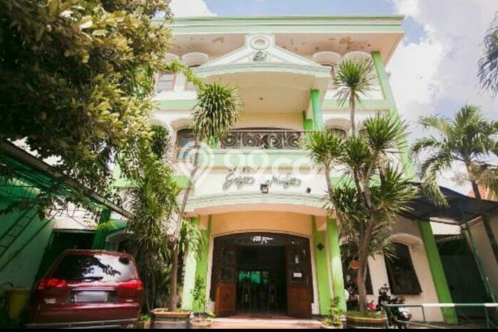 Hotel Strategis di Genteng, Luas 733m2m², Kawasan Bisnis, Tingkat Keramaian Tinggi Hotel Strategis di Genteng, Luas 733m2m², Kawasan Bisnis, Tingkat Keramaian Tinggi