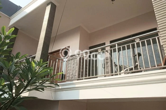 Hunian Nyaman Asri 5 KT Siap Huni di Perwira Bekasi Hunian Nyaman Asri 5 KT Siap Huni di Perwira Bekasi