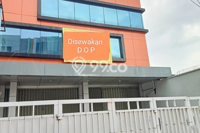 FOR RENT! Ruko di Utan Kayu Cocok untuk Bisnis 430m2 FOR RENT! Ruko di Utan Kayu Cocok untuk Bisnis 430m2