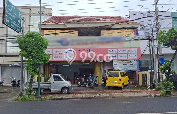 Unit Ruko Disewa Lokasi Mantrijeron, Yogyakarta Spesifikasi Luas Bangunan 300m2 Unit Ruko Disewa Lokasi Mantrijeron, Yogyakarta Spesifikasi Luas Bangunan 300m2