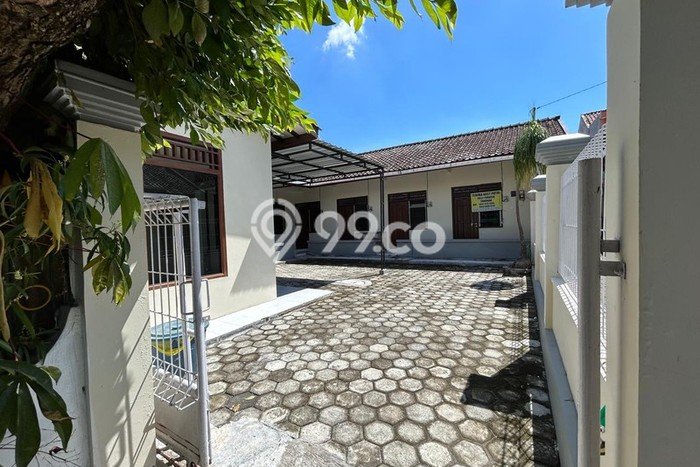 Unit Kost Dijual di Kawasan Wirobrajan Yogyakarta dengan 7 KT Unit Kost Dijual di Kawasan Wirobrajan Yogyakarta dengan 7 KT