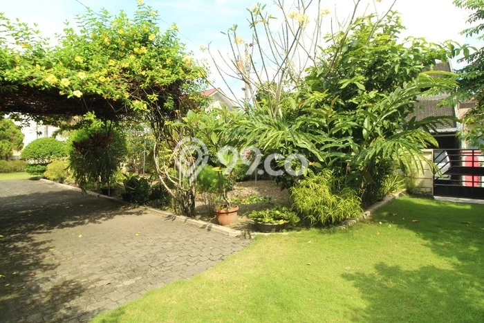 Hunian Mewah Siap Huni LT 1137m2 di Mergangsan, Yogyakarta Hunian Mewah Siap Huni LT 1137m2 di Mergangsan, Yogyakarta