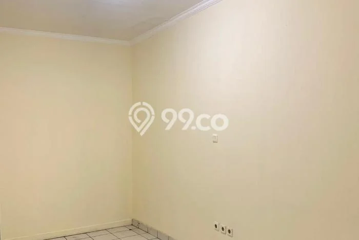 AREA KOMERSIAL! Ruko For Rent di Tangerang Kota, Luas 225m², Jalan Strategis AREA KOMERSIAL! Ruko For Rent di Tangerang Kota, Luas 225m², Jalan Strategis