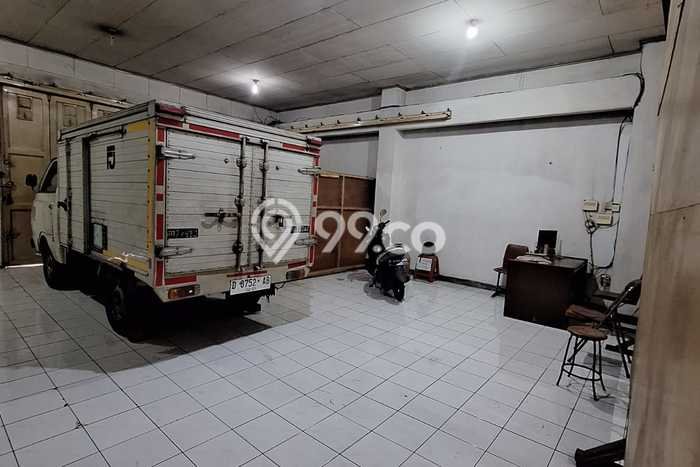 Ruko disewakan lokasi strategis Astanaanyar Bandung 144m2 Ruko disewakan lokasi strategis Astanaanyar Bandung 144m2