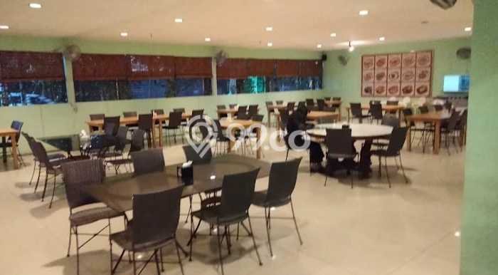 Komersial Disewa di Bandung dengan LB 1000m2 Area Komersial Ramai Komersial Disewa di Bandung dengan LB 1000m2 Area Komersial Ramai