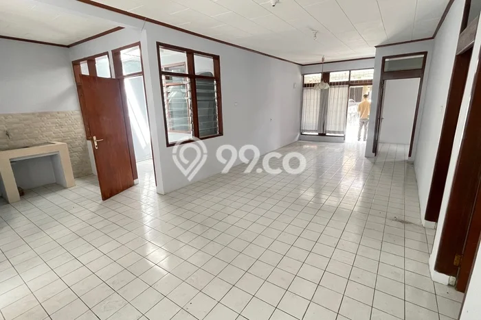 Rumah Luas Asri 5 KT Siap Huni di Kopo Permai Bandung Rumah Luas Asri 5 KT Siap Huni di Kopo Permai Bandung