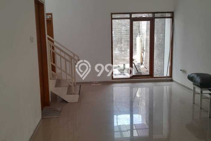 Dijual Rumah Strategis Bagus Punya 4 KT di Antapani Bandung SHM Dijual Rumah Strategis Bagus Punya 4 KT di Antapani Bandung SHM
