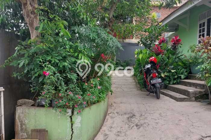 Dijual Kost Strategis di Coblong, Bandung 16 KT, 16 KM, Luas Bangunan 229m2 Dijual Kost Strategis di Coblong, Bandung 16 KT, 16 KM, Luas Bangunan 229m2