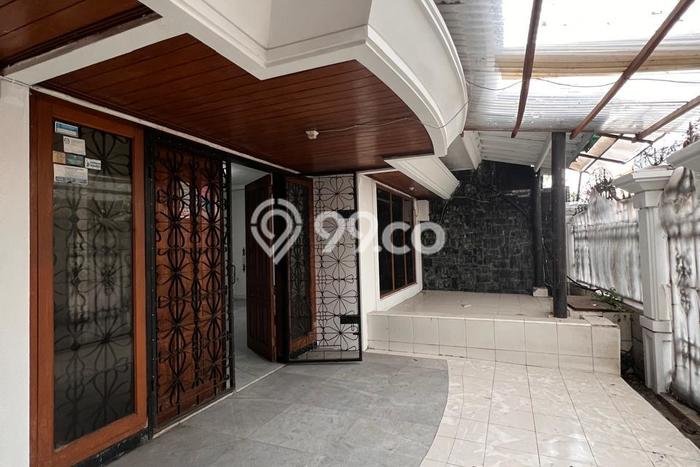 Rumah Strategis Modern Lb 300m2 di Astanaanyar, Bandung Rumah Strategis Modern Lb 300m2 di Astanaanyar, Bandung
