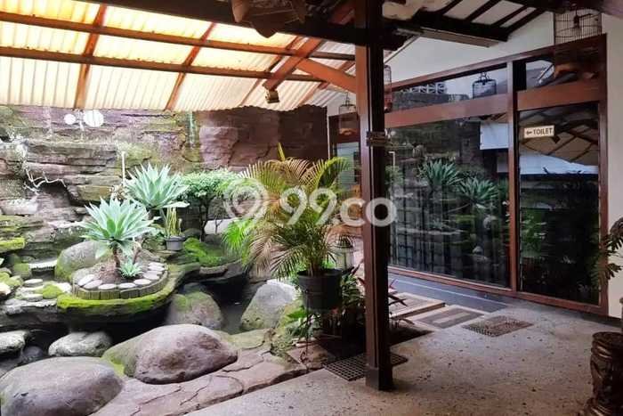 Jual Rumah Mewah Megah Dengan View Cantik di BKR, Bandung Jual Rumah Mewah Megah Dengan View Cantik di BKR, Bandung