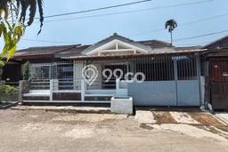 Rumah Minimalis 4 Kamar LT 210m2 di Taman Kopo Indah Rumah Minimalis 4 Kamar LT 210m2 di Taman Kopo Indah