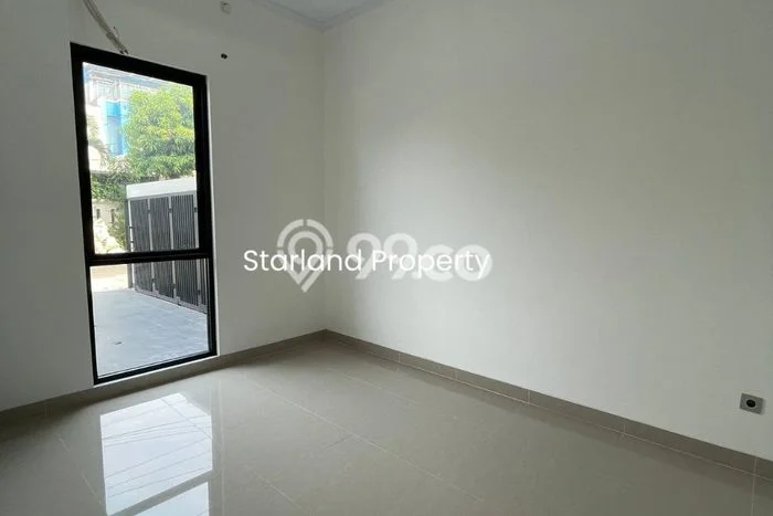 Rumah Minimalis 4 KT di Joglo Jakarta Barat Rumah Minimalis 4 KT di Joglo Jakarta Barat