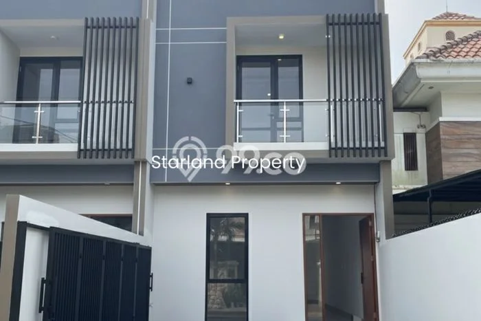 Rumah Minimalis 4 KT di Joglo Jakarta Barat Rumah Minimalis 4 KT di Joglo Jakarta Barat