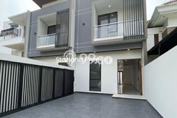 Rumah Minimalis 4 KT di Meruya Jakarta Barat Rumah Minimalis 4 KT di Meruya Jakarta Barat