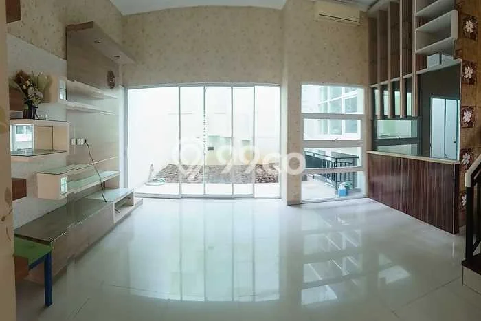 Dijual Rumah Mewah Exclusive di Kembangan, Jakarta Barat Dijual Rumah Mewah Exclusive di Kembangan, Jakarta Barat