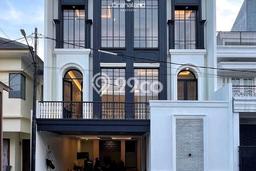 Rumah Elit Modern Tanpa Renovasi di Kebagusan Jakarta Selatan Rumah Elit Modern Tanpa Renovasi di Kebagusan Jakarta Selatan
