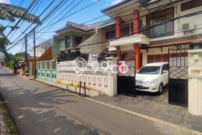Disewakan Hunian Konsep Modern di Cilandak Jakarta Selatan dengan 5 Kamar Disewakan Hunian Konsep Modern di Cilandak Jakarta Selatan dengan 5 Kamar