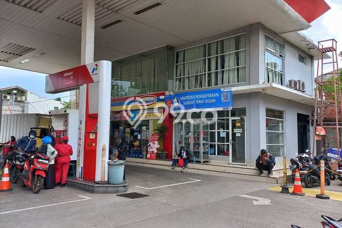 Komersial Bagus Dijual LB 700m2 Lokasi Strategis Jakarta Selatan Area Cocok untuk Bisnis Komersial Bagus Dijual LB 700m2 Lokasi Strategis Jakarta Selatan Area Cocok untuk Bisnis