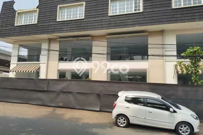 Unit Kantor Dijual di Jakarta Timur LT 600m2 & LB 1200m2 Unit Kantor Dijual di Jakarta Timur LT 600m2 & LB 1200m2