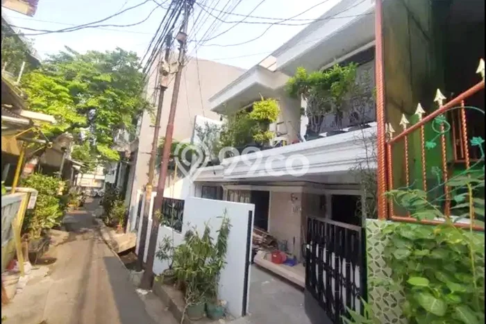 Dijual Kost di Palmerah, Jakarta Barat, 7 KT, 3 KM, Luas 250m2 Dijual Kost di Palmerah, Jakarta Barat, 7 KT, 3 KM, Luas 250m2