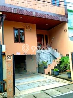 For Sale Rumah 5 Kamar Lokasi Strategis Nyaman dan Strategis di Kelapa Gading For Sale Rumah 5 Kamar Lokasi Strategis Nyaman dan Strategis di Kelapa Gading