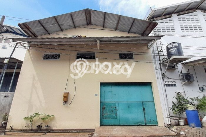 Area Ramai! Gudang Dijual di Kenjeran untuk Bisnis Luas Bangunan 250m2 Area Ramai! Gudang Dijual di Kenjeran untuk Bisnis Luas Bangunan 250m2