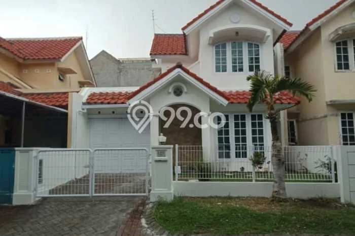 Dijual Hunian Rumah Terawat 3 KT di Pakuwon Indah, Surabaya Dijual Hunian Rumah Terawat 3 KT di Pakuwon Indah, Surabaya