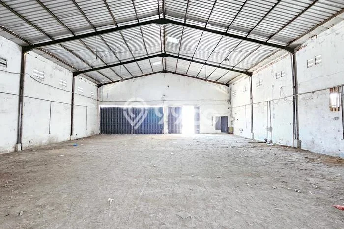 Unit Gudang Dijual di Menganti Gresik Luas Bangunan 700m2 Unit Gudang Dijual di Menganti Gresik Luas Bangunan 700m2