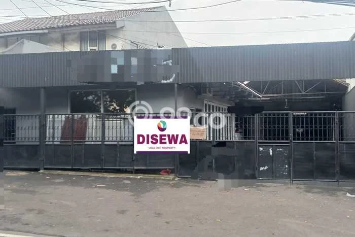 Disewakan! Rumah 1 Kamar Tidur &
1 Kamar Mandi di Cipinang, Jakarta Timur Disewakan! Rumah 1 Kamar Tidur &
1 Kamar Mandi di Cipinang, Jakarta Timur