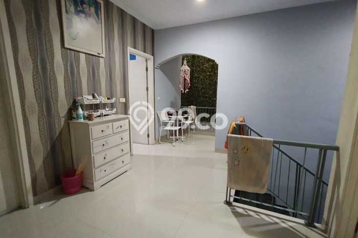Rumah Minimalis LB/LT 300m2/150m2 Dijual di Pekayon, Bekasi Rumah Minimalis LB/LT 300m2/150m2 Dijual di Pekayon, Bekasi